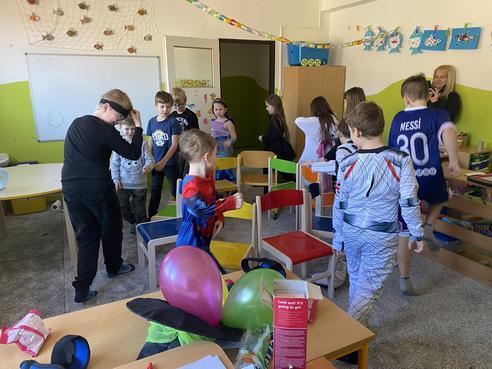 6952D42D-BD05-4CE7-9047-5C2C9B0E9627.jpeg, 492x369, 38.78 KB