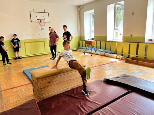 IMG_4342.jpeg, 491x368, 32.67 KB