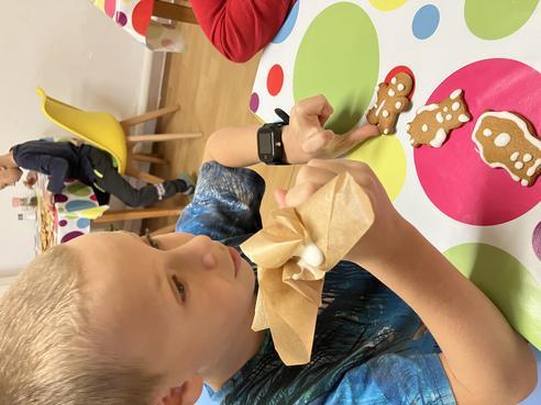 IMG_5945.jpeg, 492x369, 31.33 KB