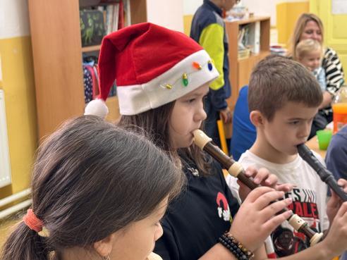 IMG_9797.jpeg, 492x369, 33.88 KB