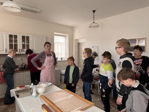 IMG_0416.jpeg, 492x369, 30.07 KB